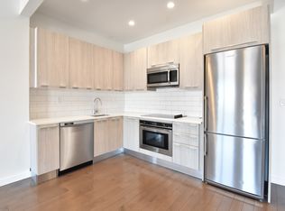 3040 21st St APT 305, Astoria, NY 11102