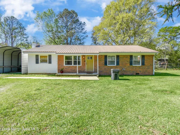 1786 Sewell St, Alexander City, AL 35010