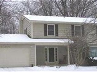17628 Merry Oaks Trl, Chagrin Falls, OH 44023