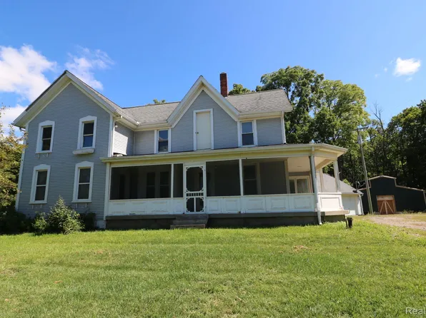5309 Baldwin Rd, Oxford, MI 48371