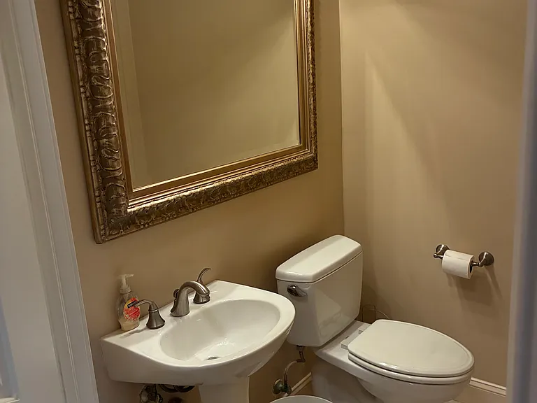 4895 Esplanade St — Photo 21