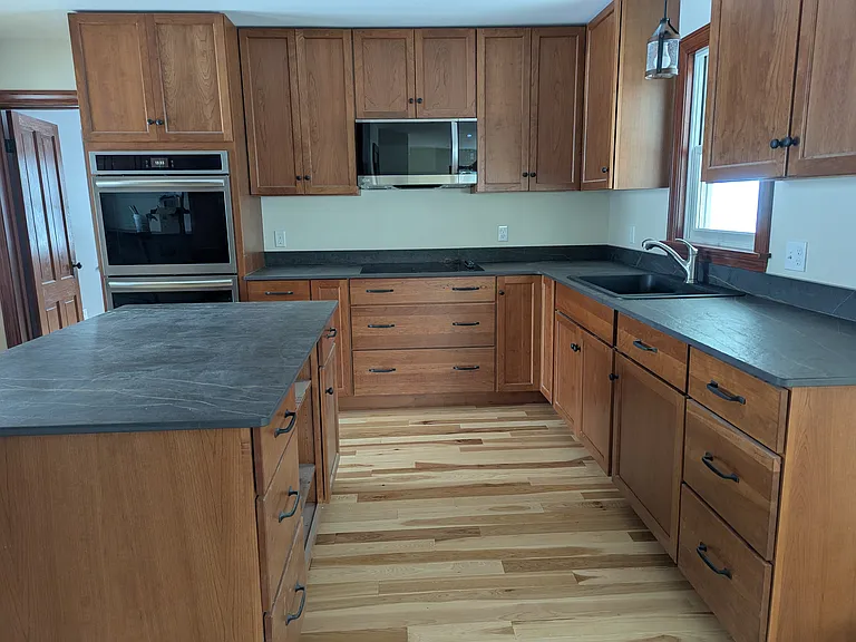 98 W Shore Rd — Photo 6