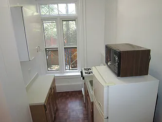 Rented by Concept Real Estate Group