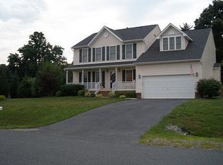 11726 Hoover Ln, Fredericksburg, VA 22407