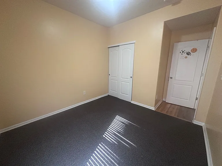 5706 Bannon Crossings Dr — Photo 20