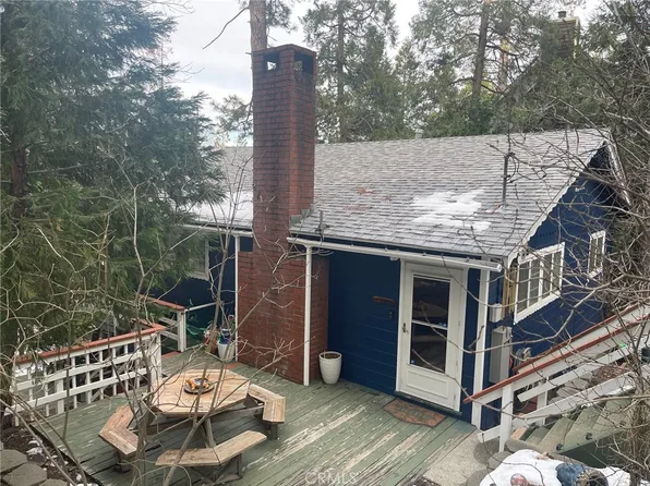 24032 Alpine Dr, Crestline, CA 92325