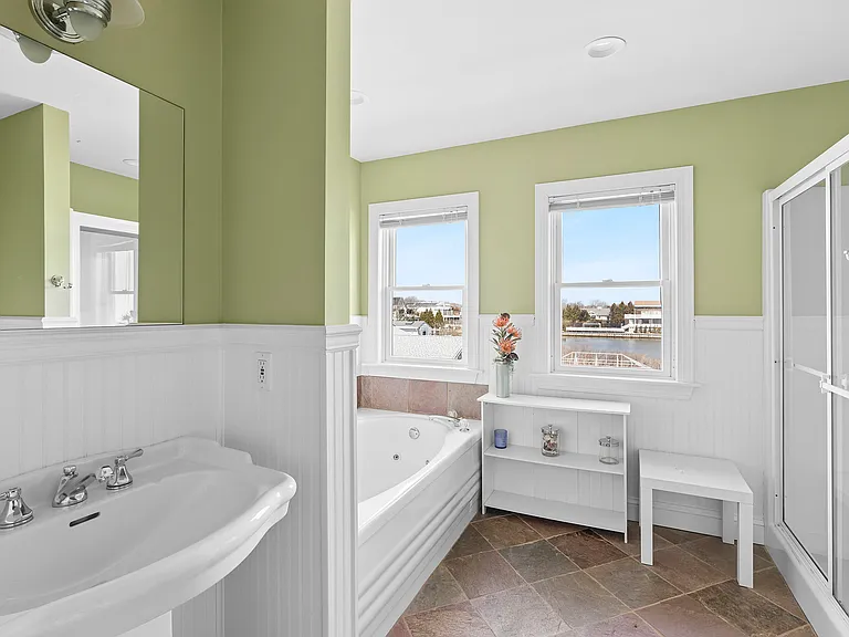 176 Beach Ln — Photo 17