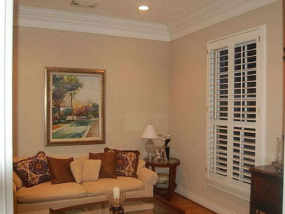 5th image of 7722 N Hunters Court Dr