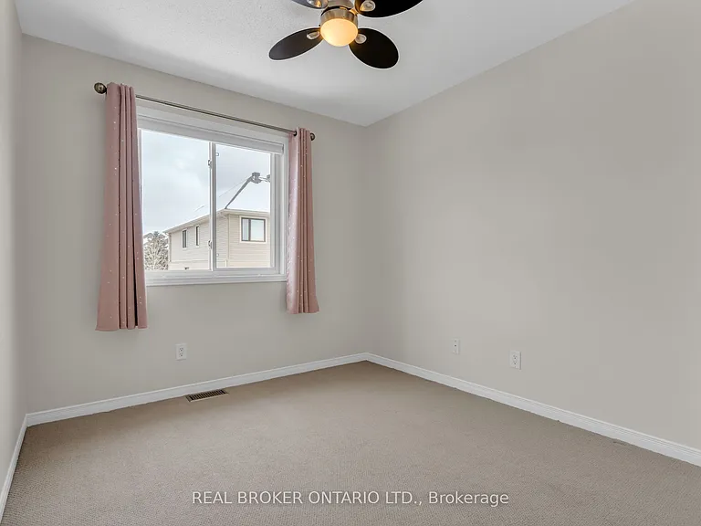 1133 Clyde Ave — Photo 17