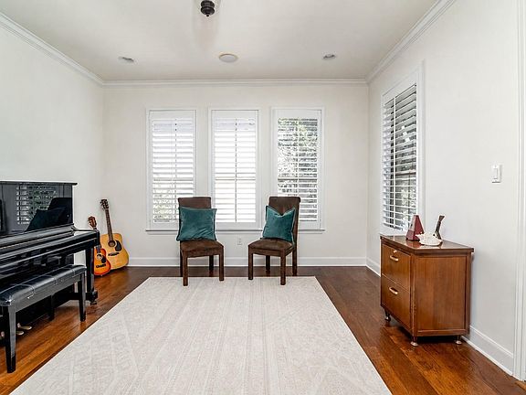 5th image of 2704 Benevento Way