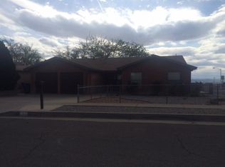 845 La Charles Dr NE, Albuquerque, NM 87123