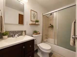 818 W Huntington Dr APT 20, Arcadia, CA 91007
