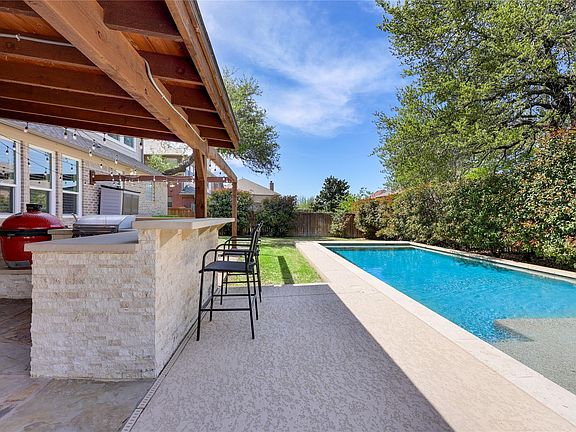 5th image of 2709 Brindisi Way