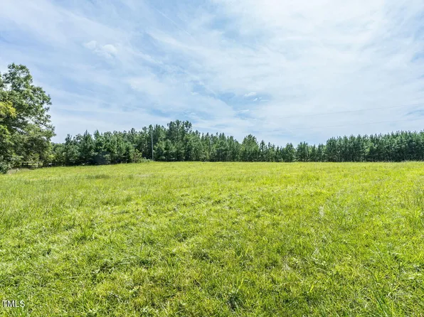 6688 Goshen Rd #201, Oxford, NC 27565