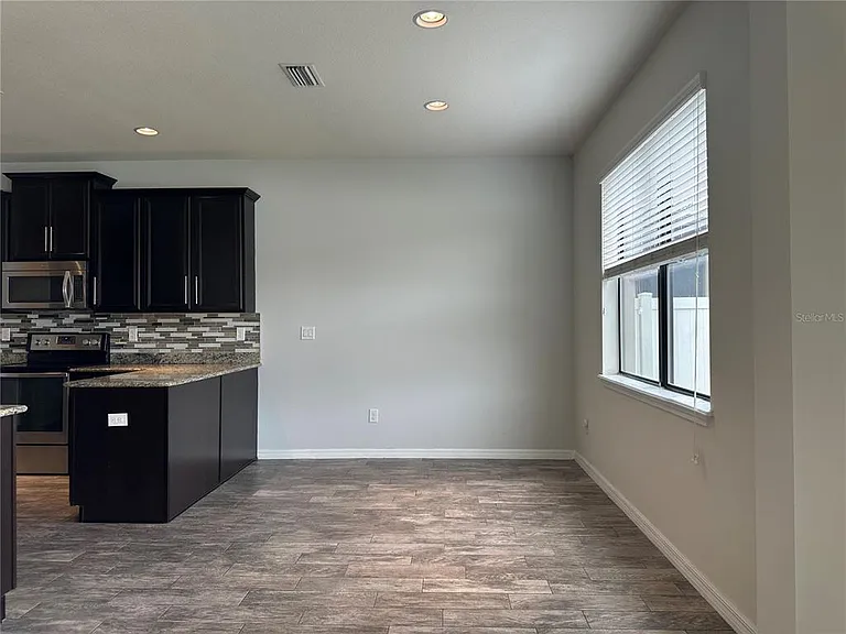 4515 Savannah Holly Pl — Photo 13