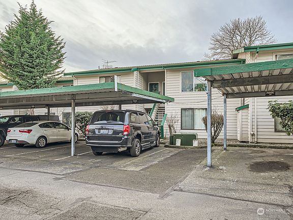 2nd image of 1102 8th Street NE #23