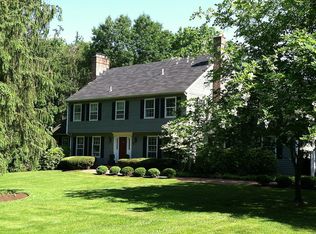 79 W Shore Dr, Pennington, NJ 08534