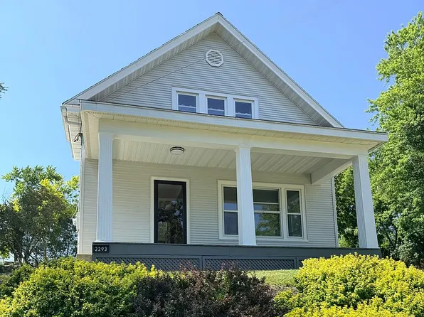 2293 Pearl St, Dubuque, IA 52001