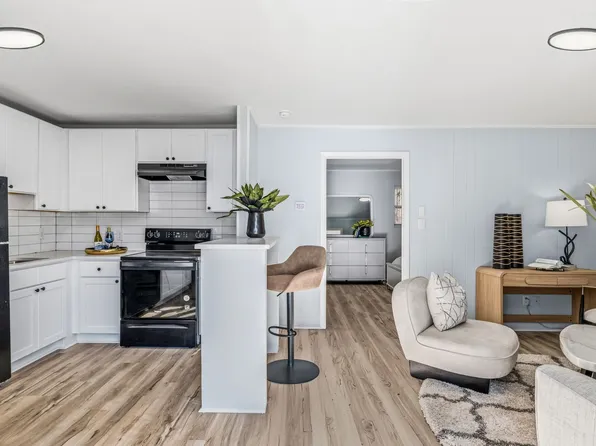 Newly Remodeled 1 Bedroom Apartment, 4233 Brownsboro Rd #1, Winston Salem, NC 27106