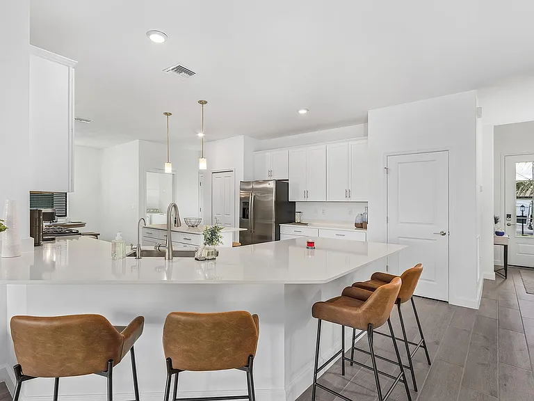 20210 Kingmont Dr — Photo 5
