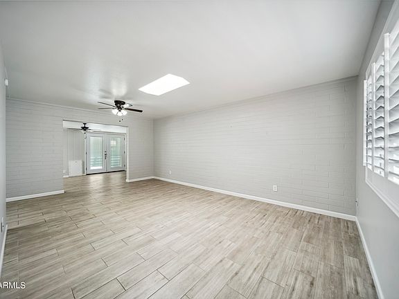 5th image of 10619 W HOPE Drive W