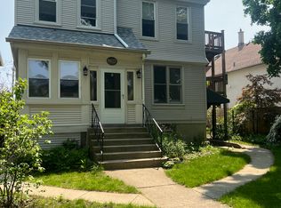 1937 Wesley Ave #1, Evanston, IL 60201
