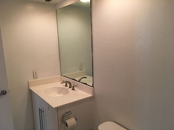 5th image of 3001 S Ocean Dr APT 335