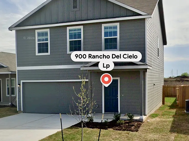 900 Rancho Del Cielo Loop — Photo 1