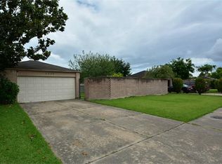 7359 Camino Verde Dr, Houston, TX 77083