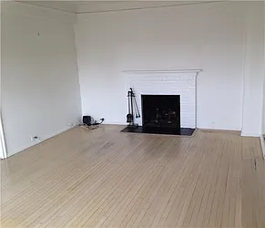 Rented by Domus Realty