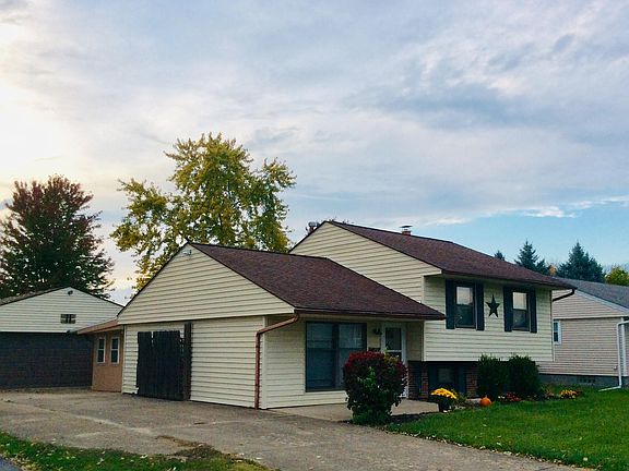 2nd image of 5057 Kenesaw Pl