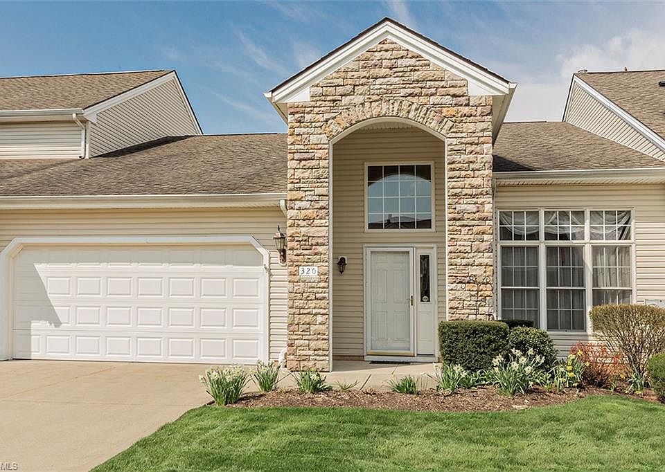 1st image of 320 Cobblestone Dr