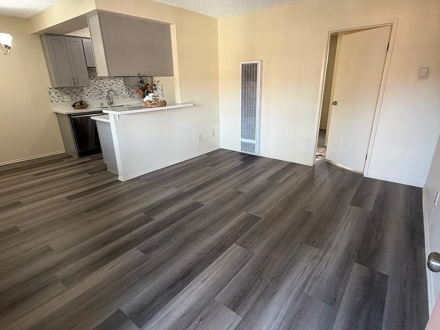 7207 Stewart And Gray Rd — Photo 3