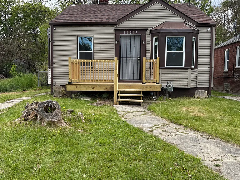 14347 Westwood St — Photo 15