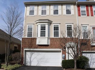 8106 Jaala Ln, Falls Church, VA 22042