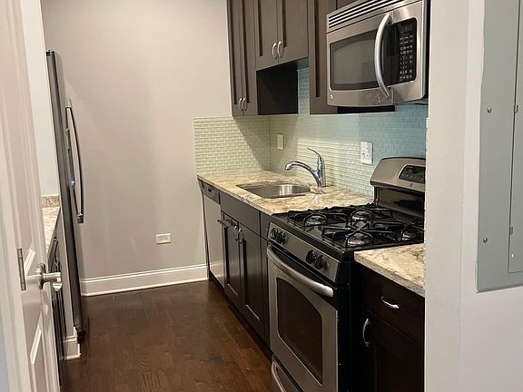 4th image of 1440 S Wabash Ave #209
