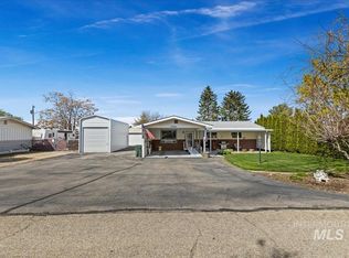 15885 Ellis Ave, Caldwell, ID 83607