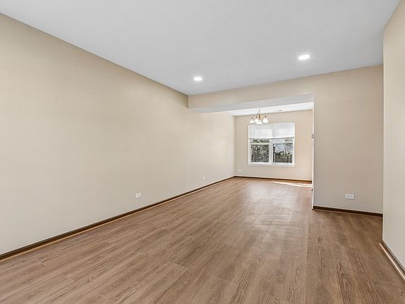 2nd image of 1317 Spalding Dr