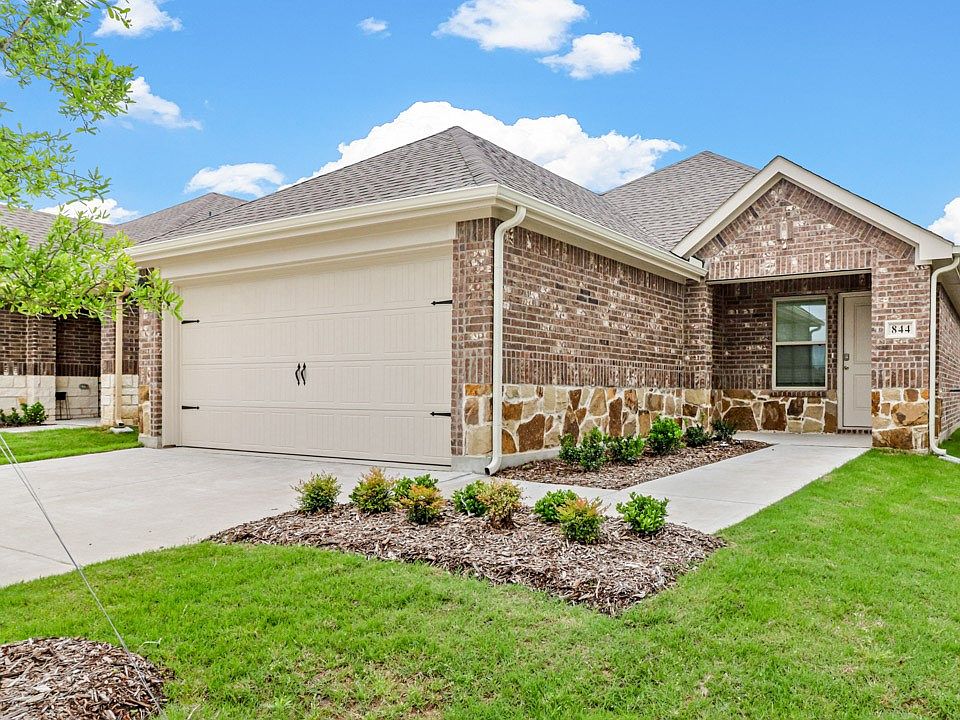 1st image of 844 Moonwake Dr