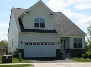 17 Lilac St, Middletown, NY 10940