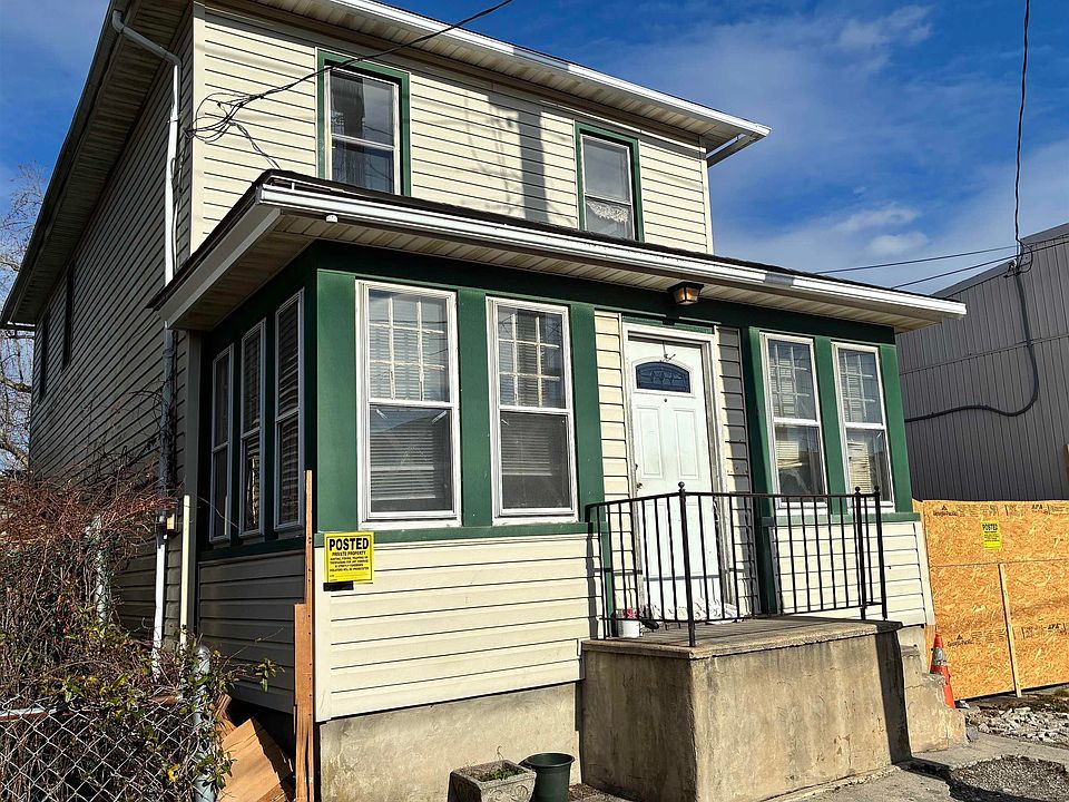 1st image of 6 W Pleasant Ave