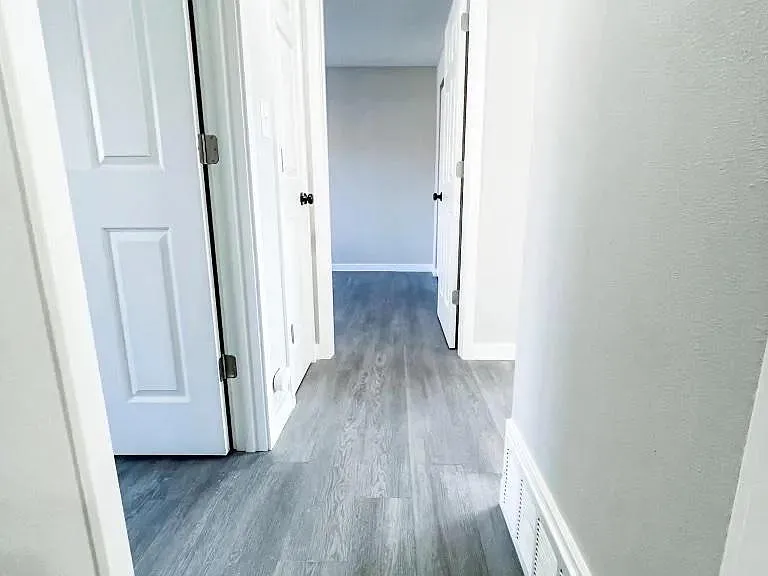 3335 Benton St #5 — Photo 6