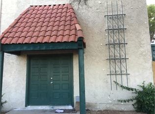 5903 W Golden Ln, Glendale, AZ 85302