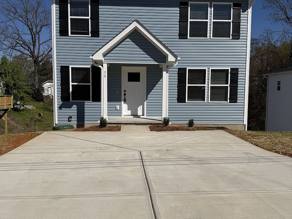 1st image of 71 Woodsdale Pl SE
