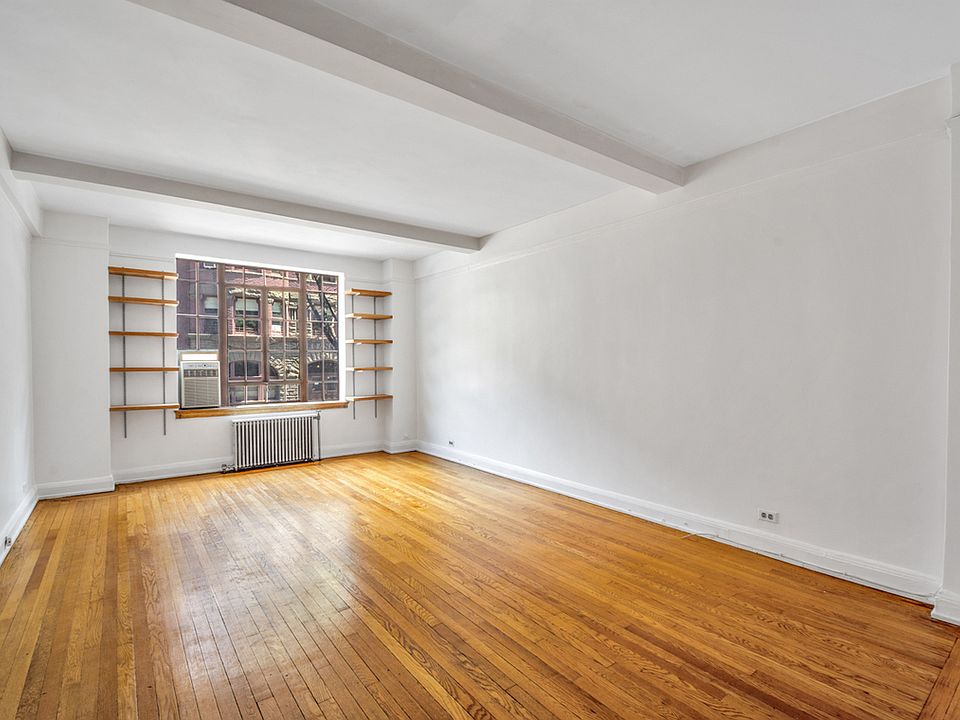 2nd image of 101 Lafayette Ave APT 2H