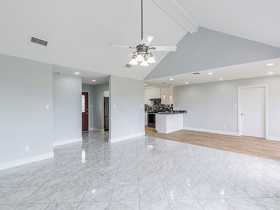 4th image of 314 Palm Blvd