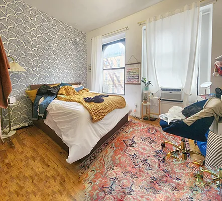 Rented by RELEASE NY | media 10