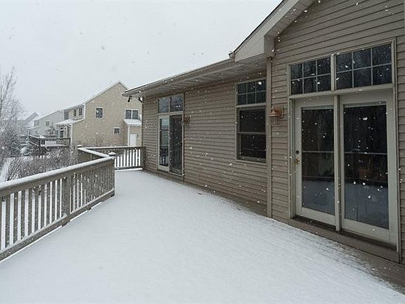 4th image of 7292 N Lake Orchard Dr
