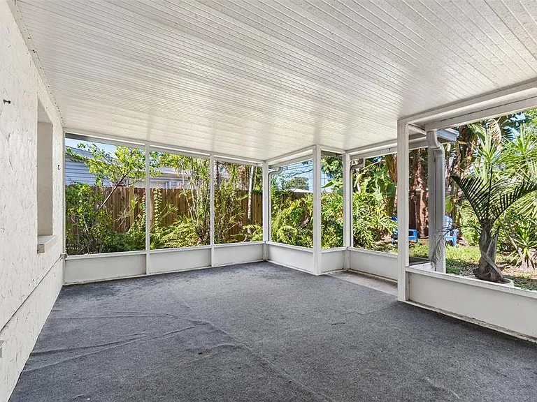 200 Evelyn Ave — Photo 20