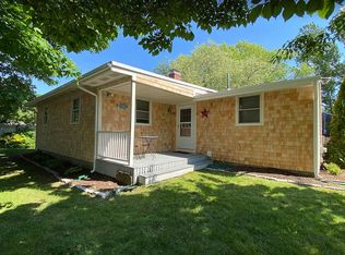 106 Seabrook Rd, Hyannis, MA 02601